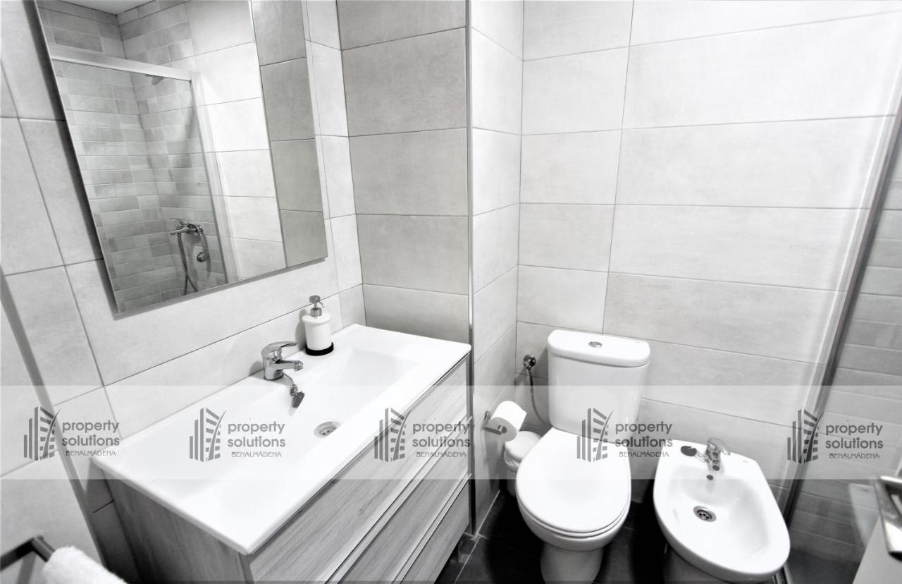 Apartamento Torremolinos - A 600M De La Playa De La Carihuela - Piscina - Parking Gratis - Excelente Conexion Wifi Exteriér fotografie